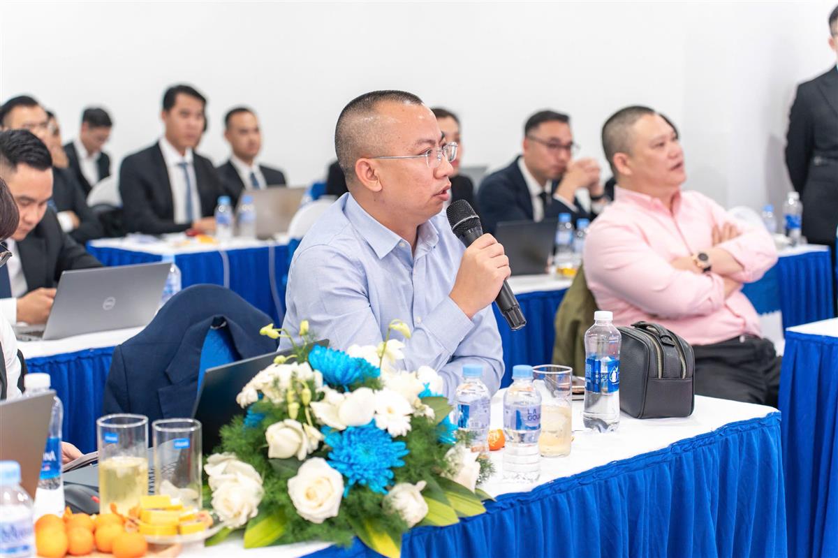 Ông Trần Duy Ngọc – Tổng Giám Đốc Công Ty Cổ Phần Tập Đoàn Tương Lai Việt (VFG)