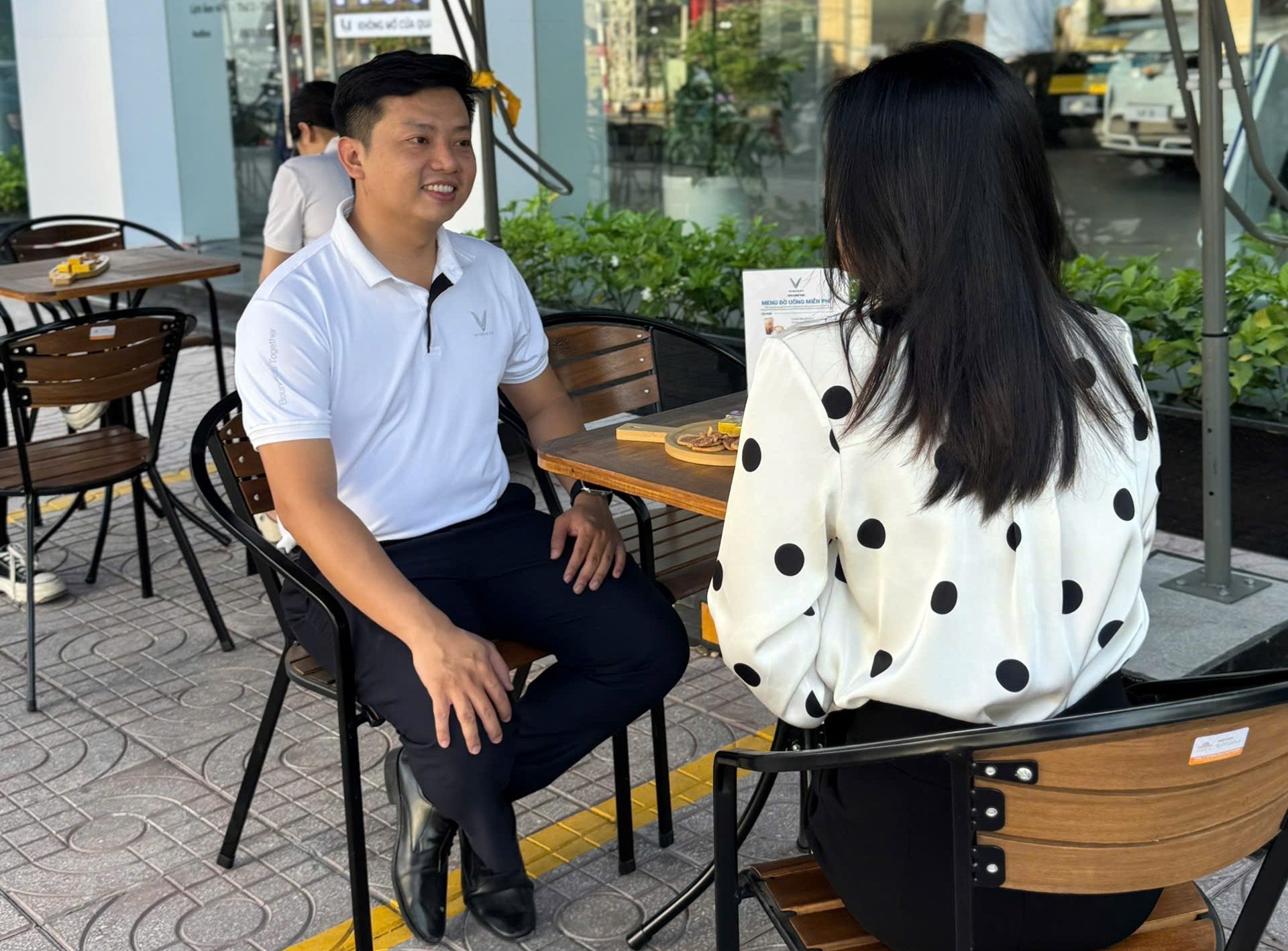 Cà phê sáng – kết nối khách hàng với dịch vụ VinFast tại VFG