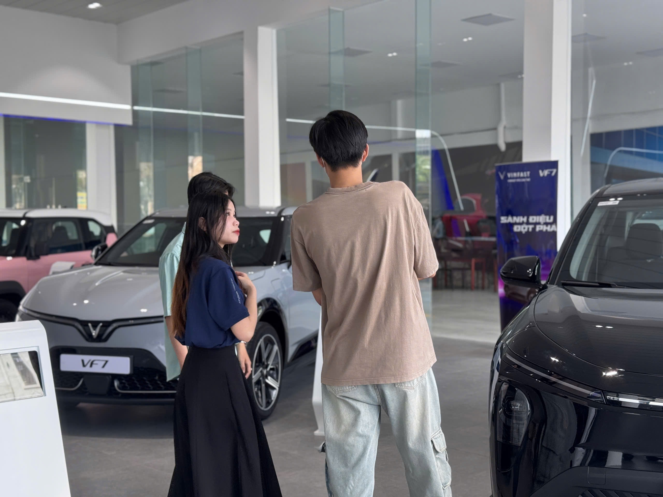 Hoạt động marketing trải nghiệm tại hệ thống showroom VFG